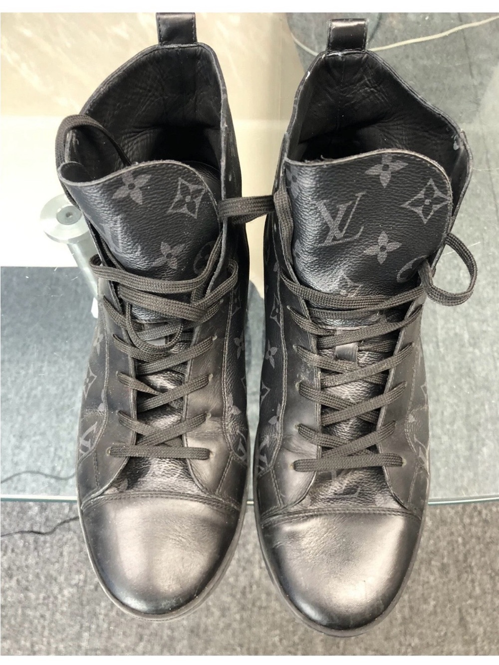 LOUIS VUITTON MENS BLACK LEATHER MONOGRAM ECLIPSE HIGH TOP MADE IN ITALY SIZE 9